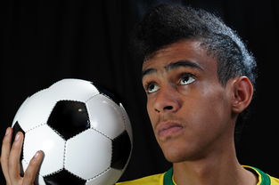 九游官网入口充值-中层球队如何靠定位球提升竞争力缩小差距,足球中定位球 第2张